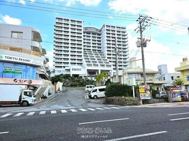 1LDK Condo with Sunset Views in Onna Village Resort Area - Thumbnail 3