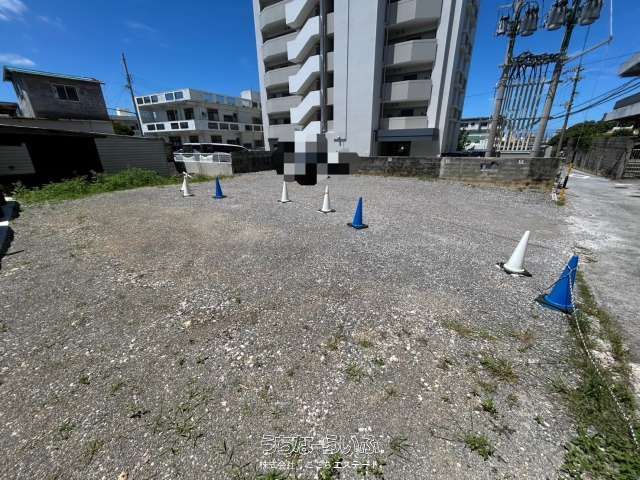 Vacant Land for Sale in Sunabe, Chatan, Okinawa - 43.51 Tsubo - Thumbnail 3