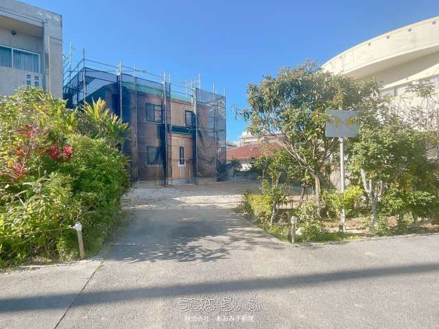 New 3LDK House for Sale in Urasoe, Okinawa with Walk-in Closet - Thumbnail 2