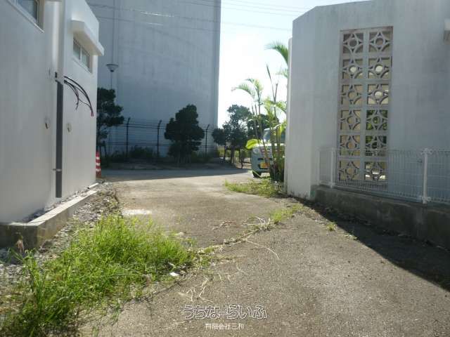 2140万円 Land for Sale in Uruma City, Okinawa - 710m² - Thumbnail 2