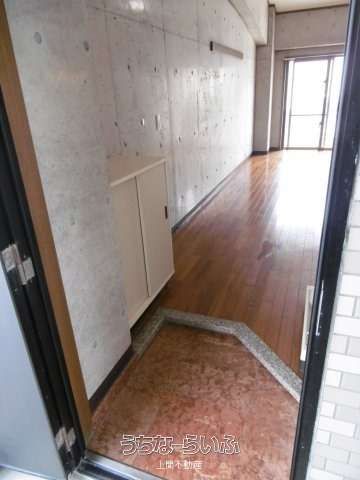 Antei Mansion 403: Rental Apartment in Mihama, Chatan, Okinawa - Thumbnail 4