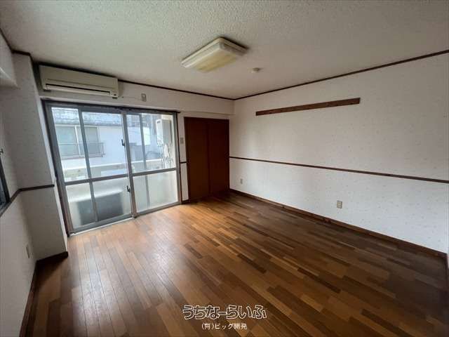 Studio Apartment for Rent in Naha, Okinawa - Near Asato Station - Thumbnail 4