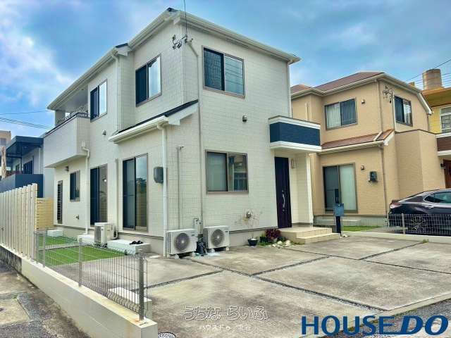 4LDK Family Home for Sale in Chatan, Okinawa with Garden - Thumbnail 2