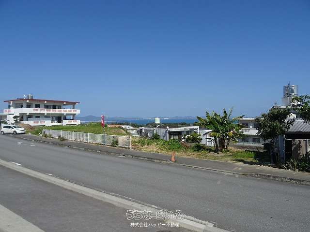 843 sqm Ocean View Land for Sale in Uruma, Okinawa - Thumbnail 3
