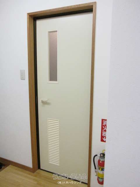 Sunhills Shuri B1-D: 1K Apartment for Rent in Naha, Okinawa - Thumbnail 2