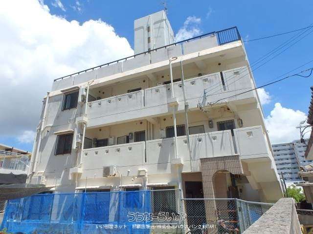 Coco Arte 302: Pet-Friendly 1R Apartment for Rent in Naha, Okinawa - Thumbnail 2