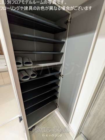 New 1LDK Apartment for Rent in Naha, Okinawa - LIBTH Matsuyama III - Thumbnail 2