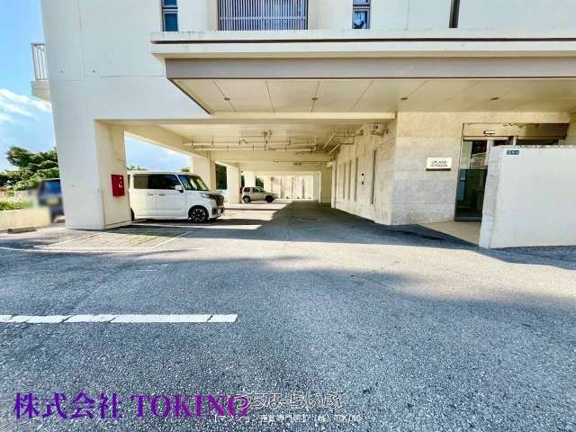 Upland Hiyagon 3LDK Condo with Ocean View | Okinawa City - Thumbnail 4
