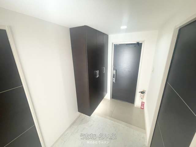 Presence Loge Ginowan Reve 3LDK Apartment for Sale in Okinawa - Thumbnail 3