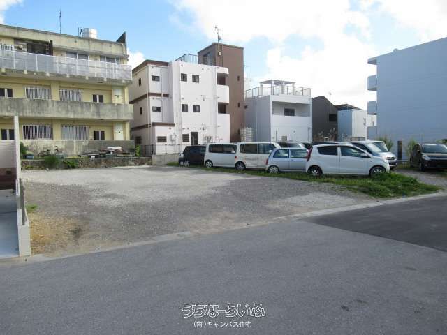 214.9m² Land for Sale in Nakagusuku Village, Okinawa - Thumbnail 2