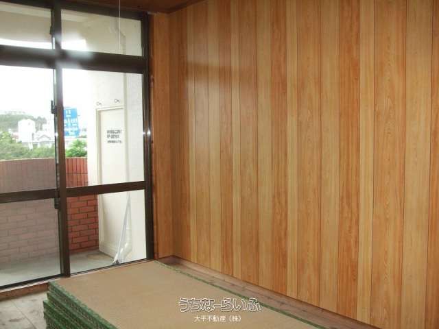 2DK Apartment for Rent in Urasoe City, Okinawa - Ayumi-so 301 - Thumbnail 3