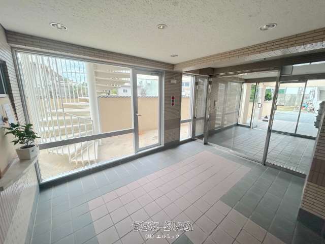 Renovated Ocean View Apartment for Sale in Nanjo City, Okinawa - Thumbnail 3