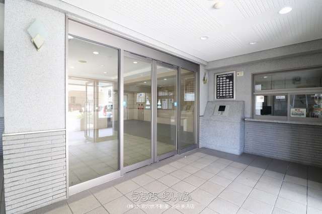 Renovated 3LDK Apartment for Sale in Ginowan, Okinawa - Thumbnail 4