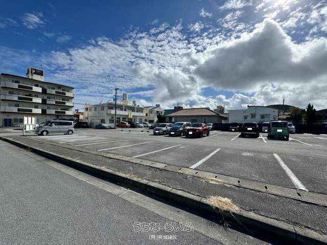 Build-to-Order RC Home Plot in Okinawa City's Misato Area - Thumbnail 3