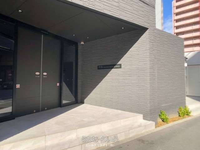 Wise Grace City Kumochi 1LDK Apartment for Sale in Naha - Thumbnail 3