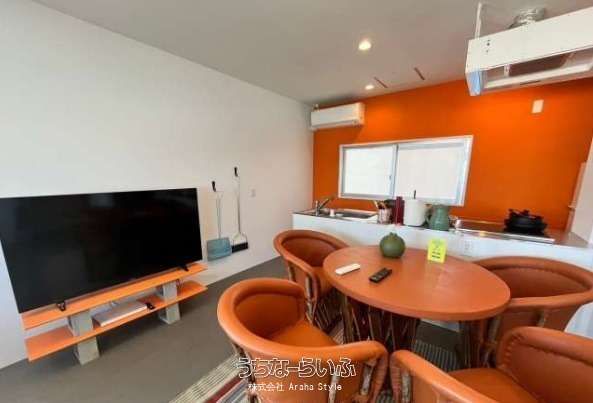 BREAKY HOTEL ANNEX 5F Rental in Chatan, Okinawa - Thumbnail 2