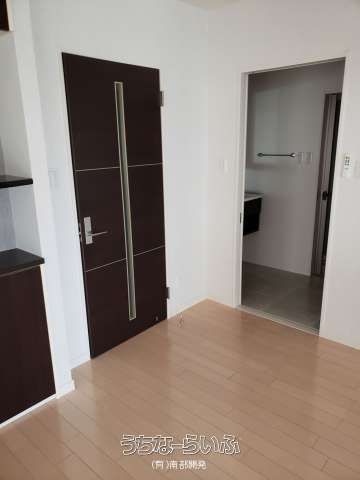 Suncrest Tomigusuku Gibo 3LDK Apartment for Rent in Okinawa - Thumbnail 2