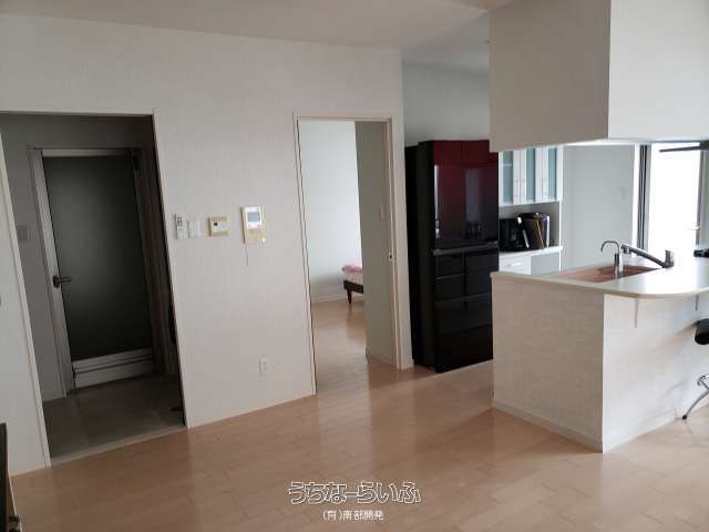 Suncrest Tomigusuku Gibo 3LDK Apartment for Rent in Okinawa - Thumbnail 3