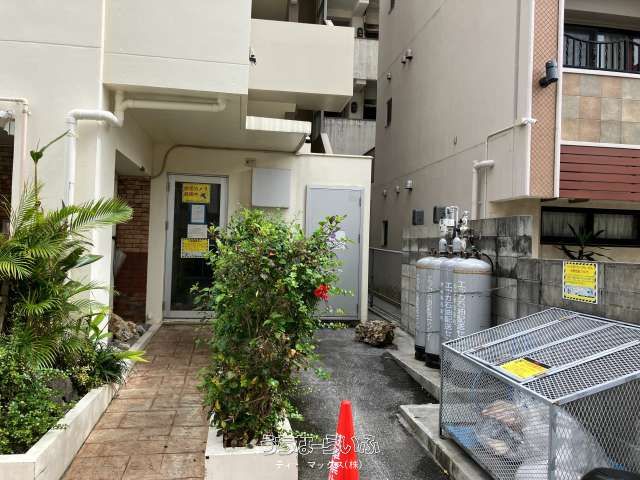 T-MAX in Kume 4-B: 1K Apartment for Rent in Naha, Okinawa - Thumbnail 2