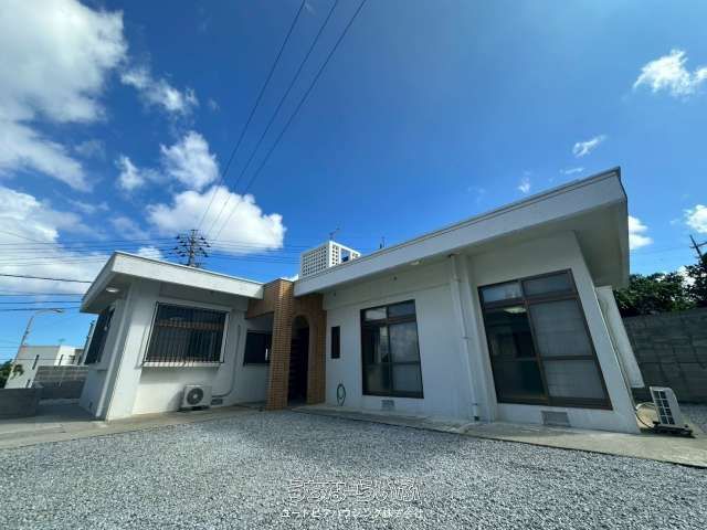 SummerTime Lodge II Rental House in Onna Village, Okinawa - Thumbnail 2