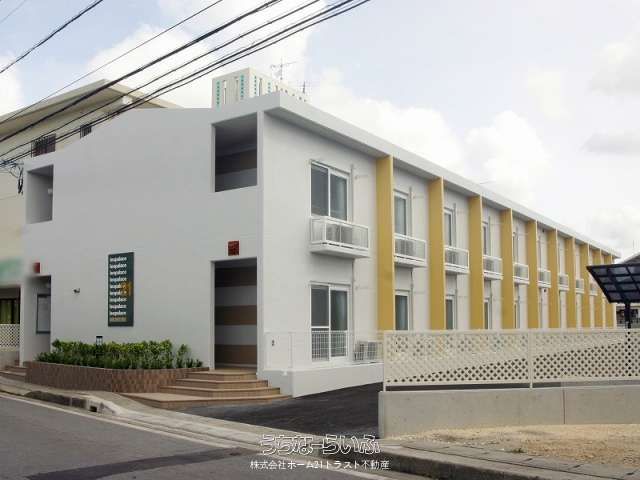 Leopalace Nishihara 210: Furnished 1K Apartment for Rent in Okinawa - Thumbnail 3