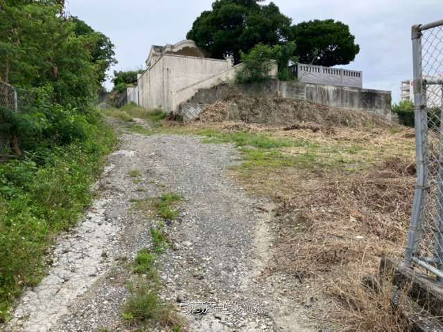 435m² Land for Sale in Yonabaru, Okinawa - Near Route 329 - Thumbnail 4