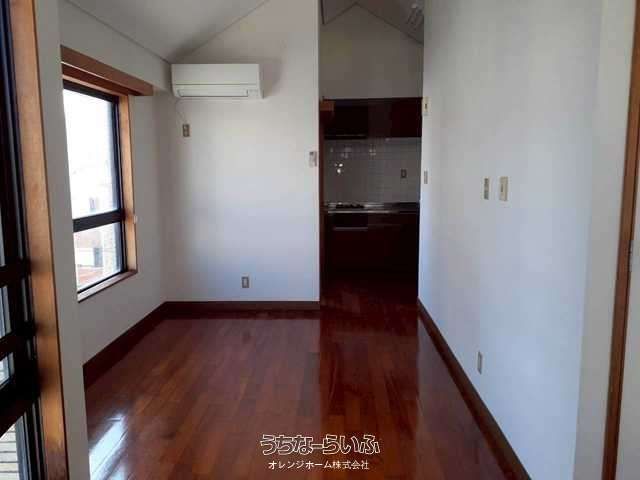 Yamaki Forest 4-B Rental Apartment in Naha, Okinawa - Thumbnail 3