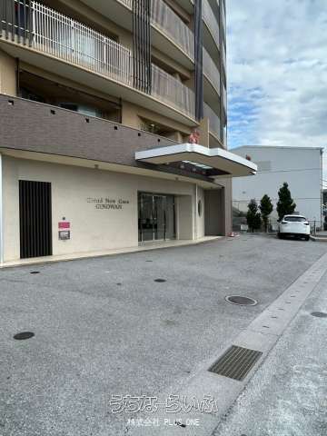 2LDK All-Electric Condo for Sale in Ginowan, Okinawa - Thumbnail 4