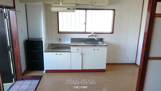 1R Apartment for Rent in Naha, Okinawa - Near Monorail - Thumbnail 4