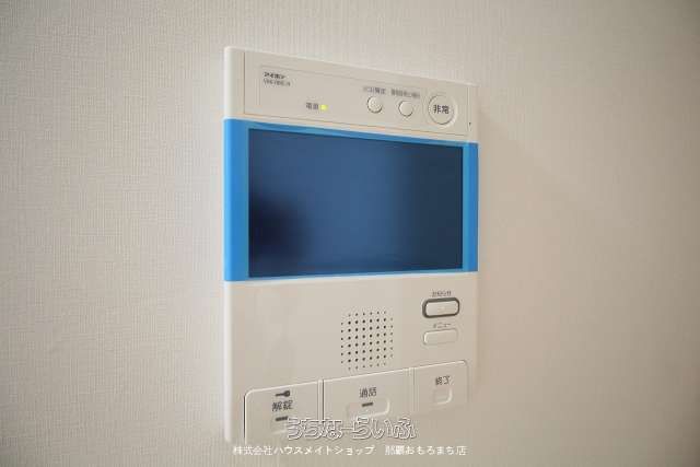 Riverside Kamihara 1004: 1DK Apartment for Rent in Naha, Okinawa - Thumbnail 4