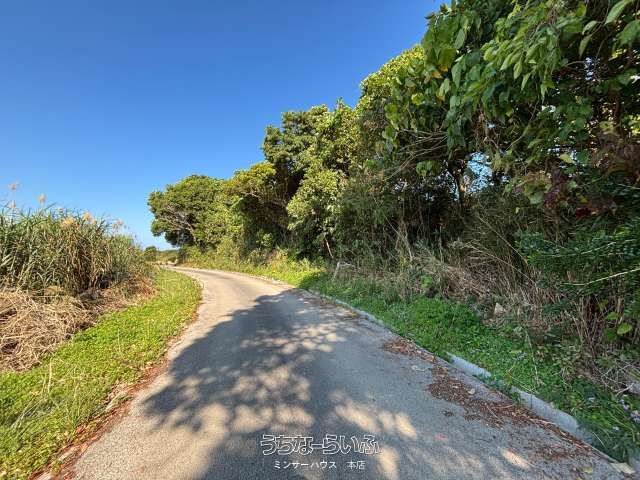 661 sqm Land for Sale in Nago, Okinawa - Near Sea & Ukori Island - Thumbnail 3