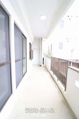 Renovated 2LDK Apartment for Rent in Urasoe, Okinawa - Thumbnail 2