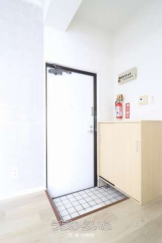 Renovated 2LDK Apartment for Rent in Urasoe, Okinawa - Thumbnail 4