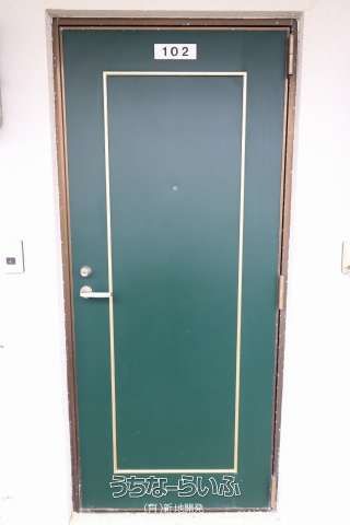 Renovated 2LDK Apartment for Rent in Urasoe, Okinawa - Thumbnail 3