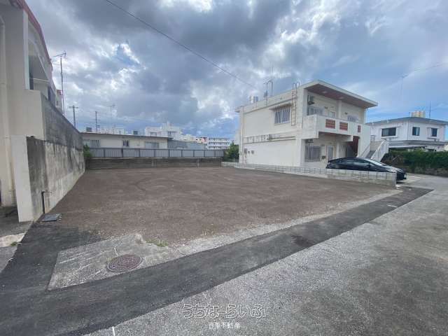 Rental Parking Space in Okinawa City Chibana 4-chome - Thumbnail 3
