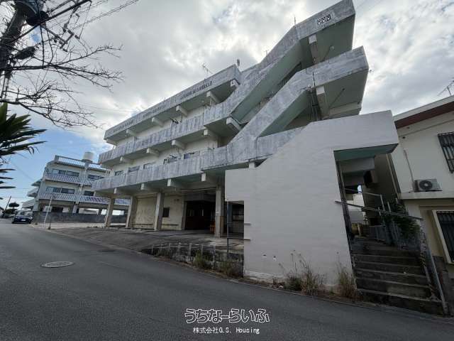 Apartment Building for Sale in Urasoe Nishihara, Okinawa - Thumbnail 3