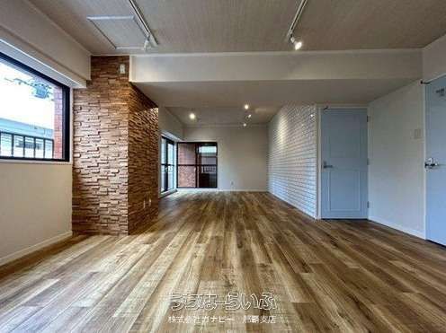 Renovated 1SLDK Apartment for Rent in Naha, Okinawa - Thumbnail 3
