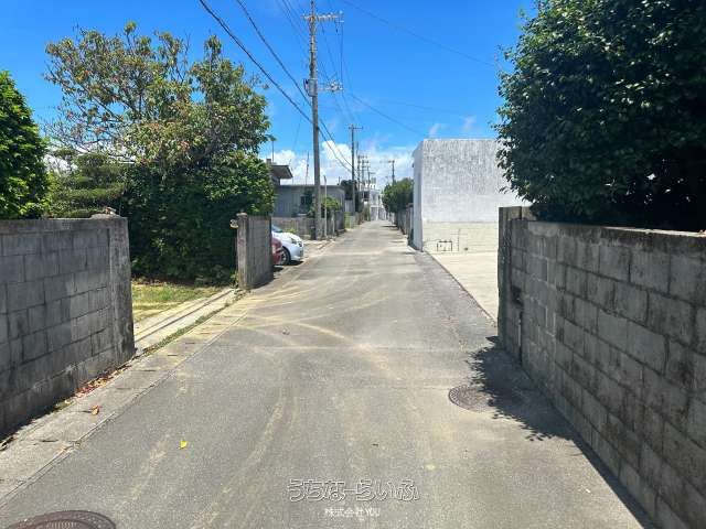 1111 sqm Land for Sale in Katsuren Heianna, Uruma City, Okinawa - Thumbnail 4