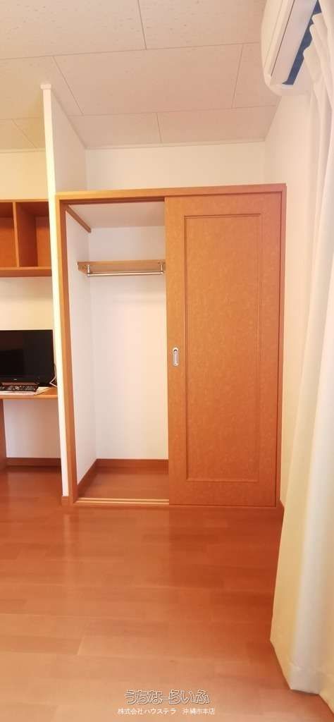 Leopalace Fleurir 204: Furnished 1K Apartment for Rent in Okinawa City - Thumbnail 3