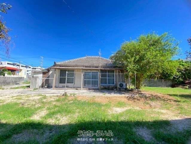 2DK House on 560m² Land in Ie Village, Okinawa | 11 Million Yen - Thumbnail 3