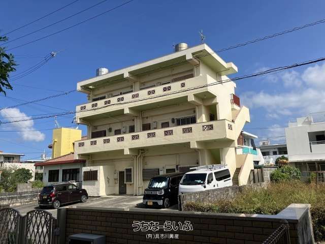 6-Unit Apartment for Sale in Uruma City, Okinawa - 4.8% Yield - Thumbnail 2