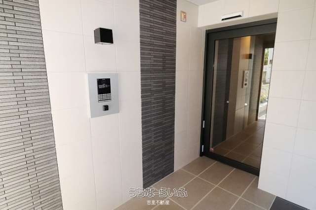 Pet-Friendly 1LDK Apartment Near Furujima Station, Naha - Thumbnail 2