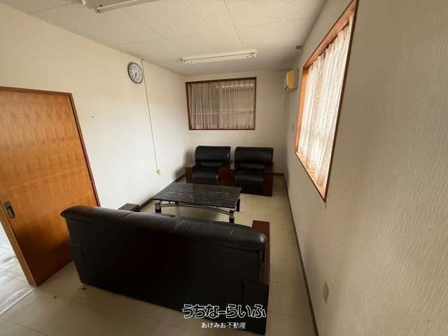 Spacious 145 Tsubo Property with Large Garden in Nakijin, Okinawa - Thumbnail 4