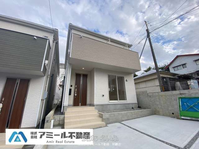 New 4LDK House for Sale in Naha Shikina, Okinawa - Thumbnail 2