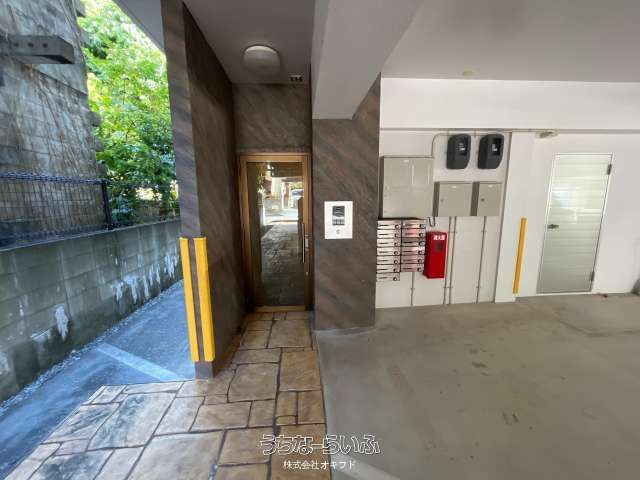 Ginowan 12-Unit Apartment Building for Sale | Investment Property - Thumbnail 2