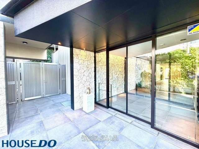 Premist Chatan Ihei Sea & Forest Apartment for Rent in Okinawa - Thumbnail 3