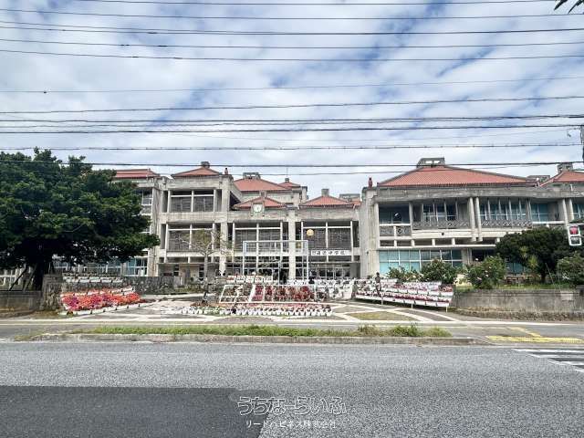 5LDK House on 733sqm Hilltop Land in Urasoe, Okinawa - Thumbnail 2