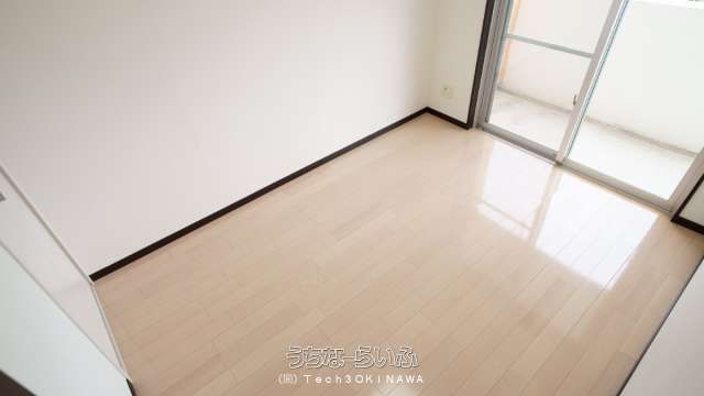 Rent 3DK Apartment in Nakijin Village, Okinawa with Free Parking - Thumbnail 2
