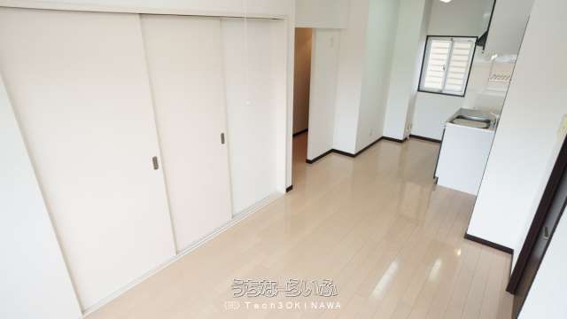 Rent 3DK Apartment in Nakijin Village, Okinawa with Free Parking - Thumbnail 4