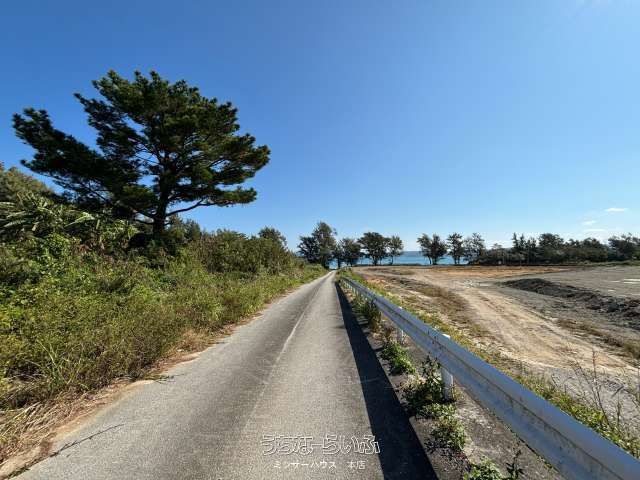 Large 33,648 sqm Land for Sale in Nago, Okinawa Near the Sea - Thumbnail 4